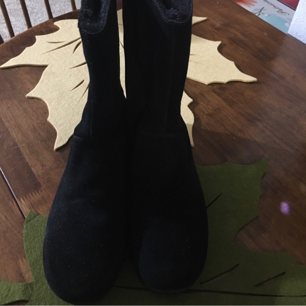 Aerosoles Plantation Black Suede Boots 10 1/2 M